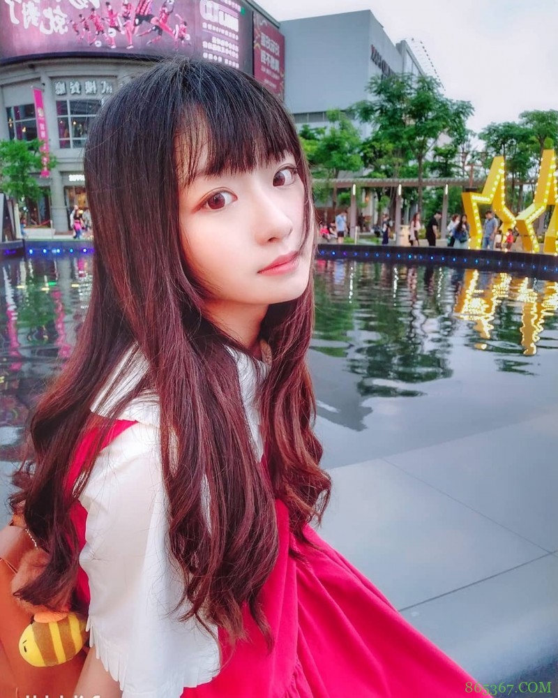 爱笑的眼睛!北艺大音乐系女神「林涵钰Ruri」超萌脸蛋让人融化了!