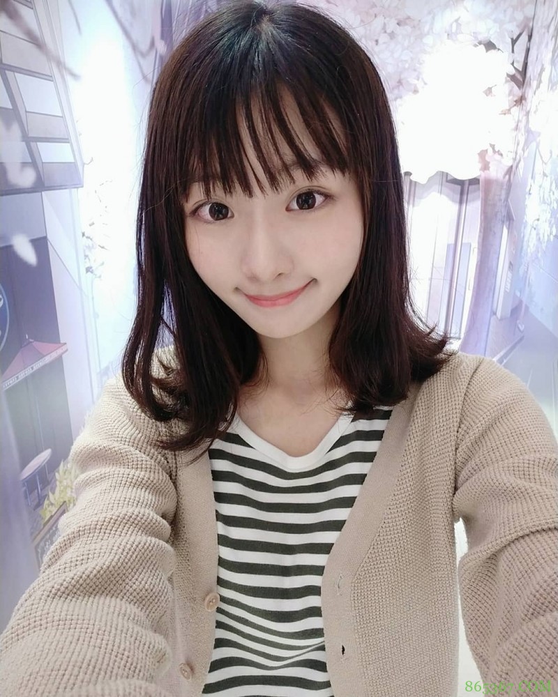 爱笑的眼睛!北艺大音乐系女神「林涵钰Ruri」超萌脸蛋让人融化了!