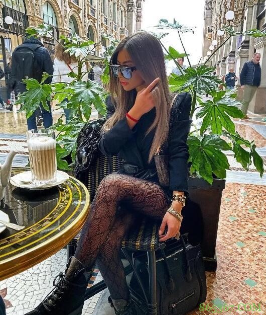 名媛风字母丝袜,到底是怎么走红的?的图片 第5张 名媛风字母丝袜,到底是怎么走红的?