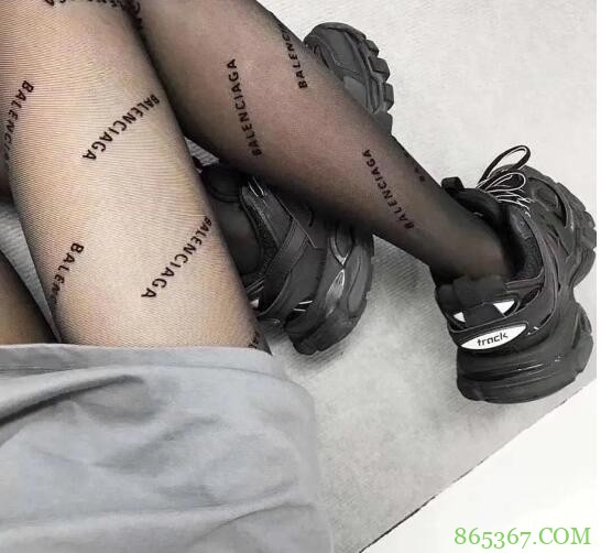 名媛风字母丝袜,到底是怎么走红的?的图片 第8张 名媛风字母丝袜,到底是怎么走红的?