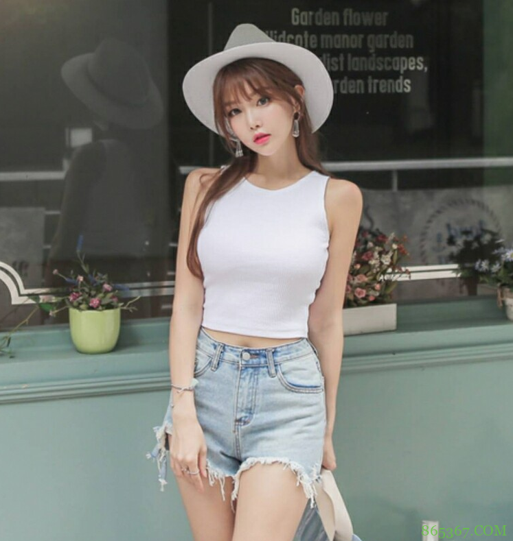 韩国名模尹爱智( 윤 애 지 )黑丝诱惑 丝袜性感写真引骚动