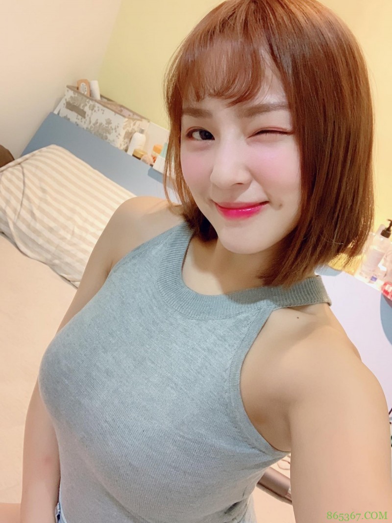 台湾女星游日本挨轰卖肉 “E奶拼G奶”网友充血:骂完还要看10遍