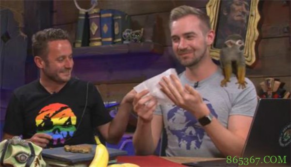 《盗贼之海》宠物松鼠猴 安东尼奥在开发人员身上呕吐