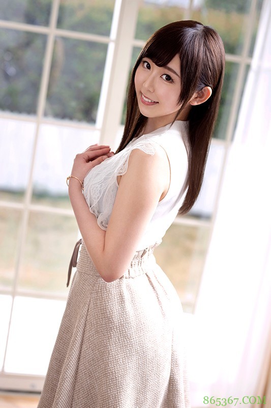 在面包店打工的俏佳人⋯原来是个对性爱充满好奇心的抖M!