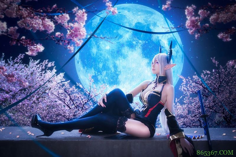 翘臀美腿美女 微博人气coser &#8211; 青青子js13套图包合集【192P/1.17G】