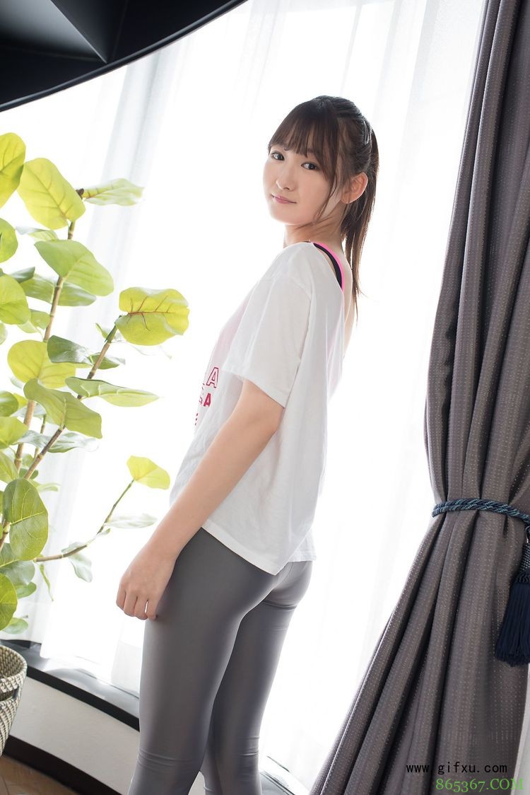 赤井麻美(赤井マーメイ)个人简介，是一个mifd-115称职秘书