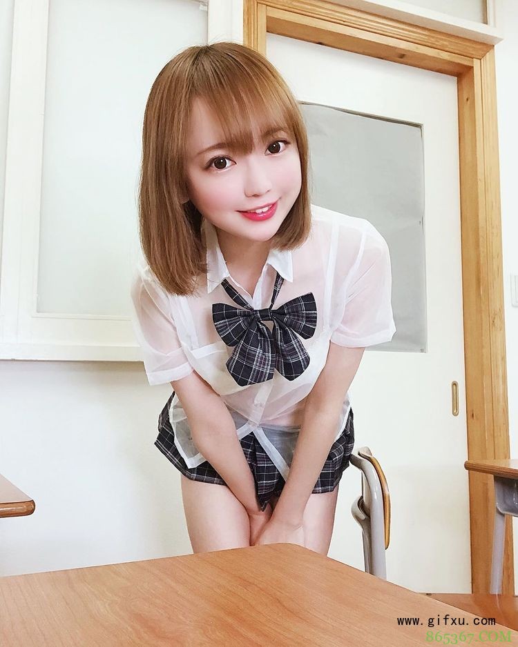 镰田纮子个人资料简介，透视制服诱惑隐约看见浑圆饱满