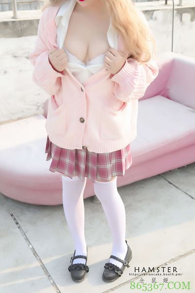 微博知名动漫COS妹子博主@仓鼠姬 甜蜜JK【70P+2V/75M】