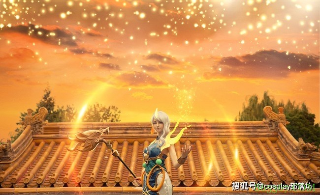 cos：英雄联盟光辉女神拉克丝cos正片@小乔木桃桃