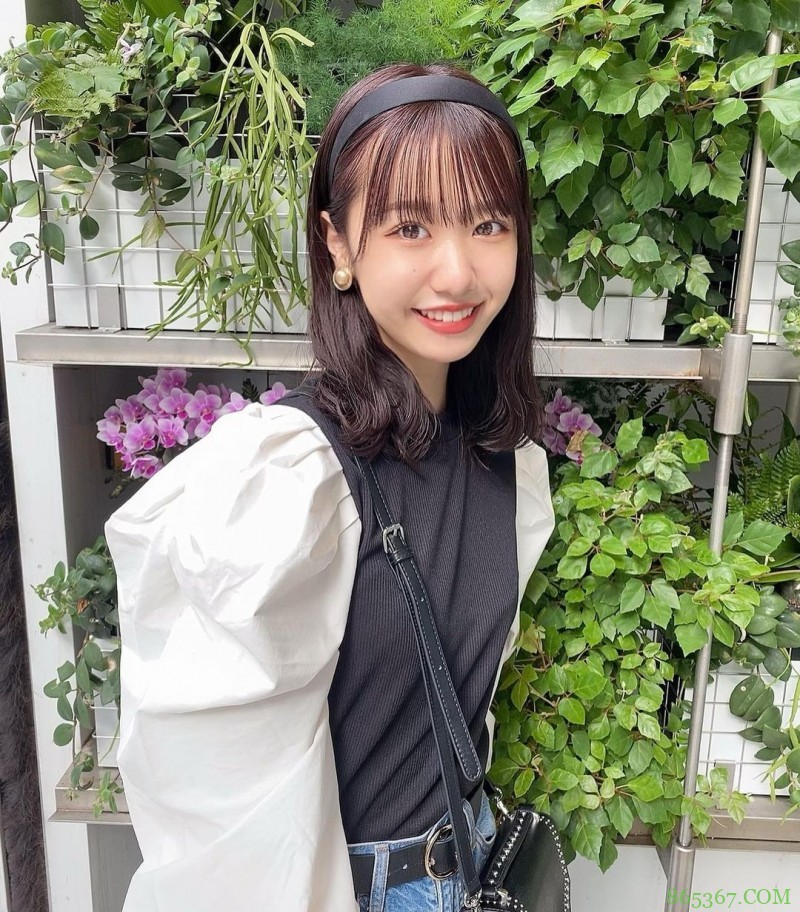 年轻即是本钱!高中生偶像「铃木遥夏」17岁肉体散发青春活力樱桃小嘴让人好想咬一口