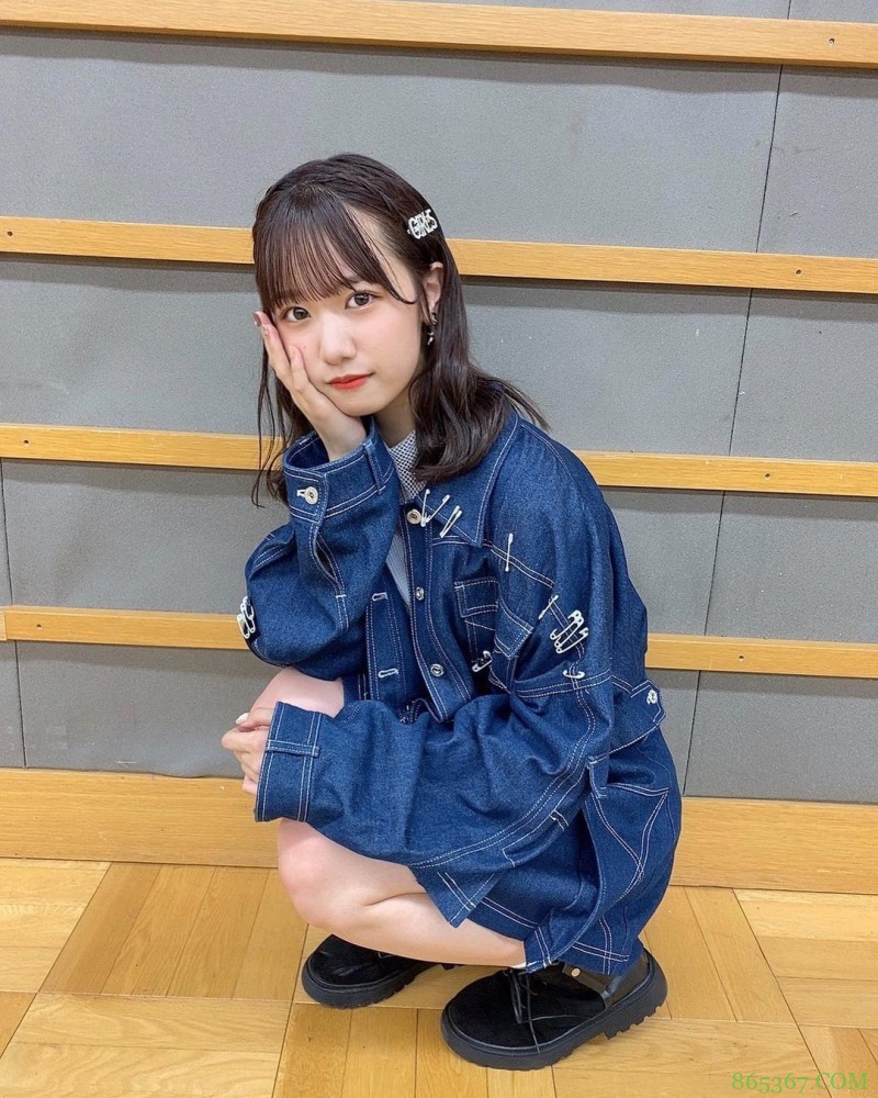 年轻即是本钱!高中生偶像「铃木遥夏」17岁肉体散发青春活力樱桃小嘴让人好想咬一口