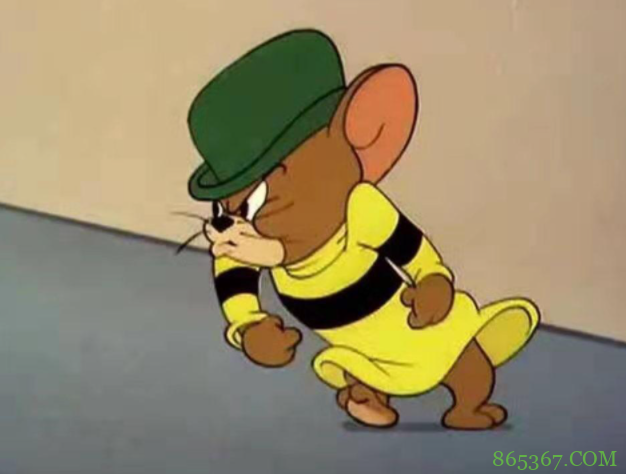 漫画家把女角色画得太“妖娆”,网友吐槽:猫和老鼠?