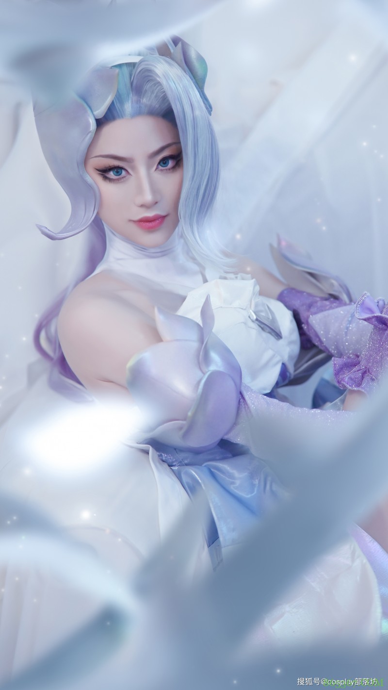 cos:英雄联盟水晶玫瑰婕拉cos正片@阿井,英雄我来辅助你