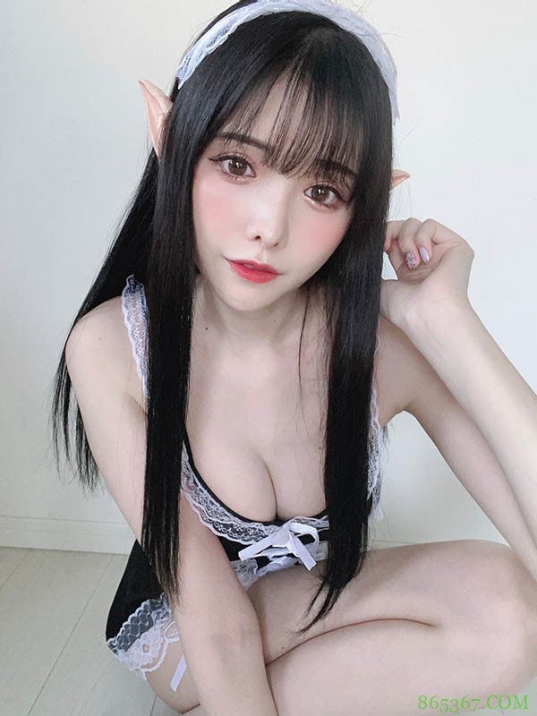 正妹女神“桥本有菜”爆乳熊熊装太诱惑,“白嫩深沟”给粉丝好大诚意!