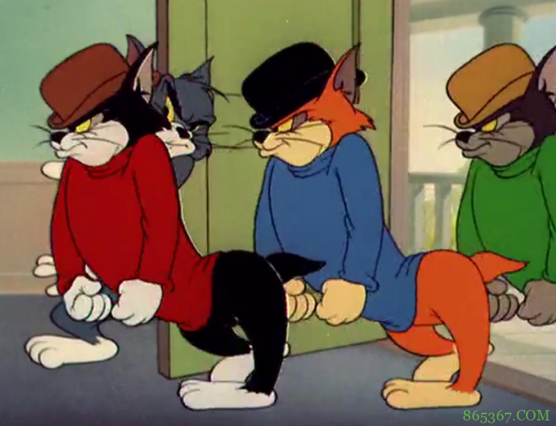 漫画家把女角色画得太“妖娆”,网友吐槽:猫和老鼠?