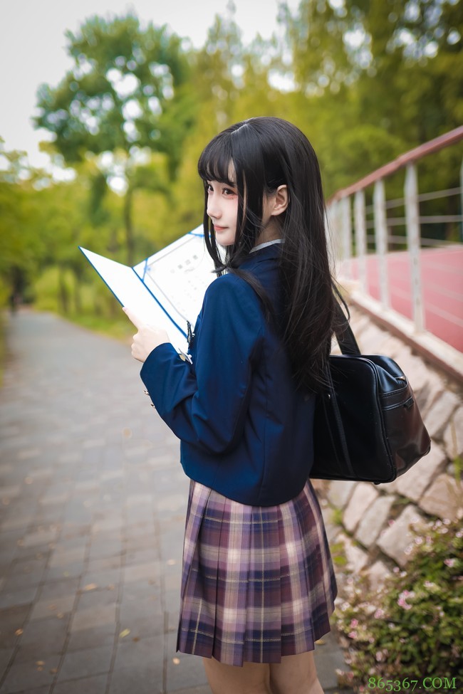 JK少女：南风薄荷