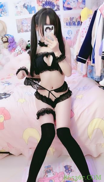 1 _2_.jpg dytv萝莉网红主播-小野樱9套cos合集图包【190M】