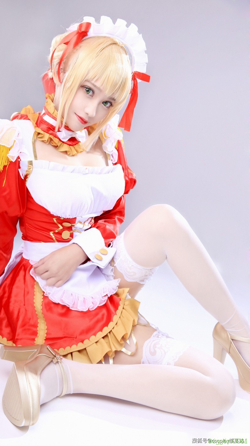 cos：fgo尼禄同人女仆cos正片，节日快乐