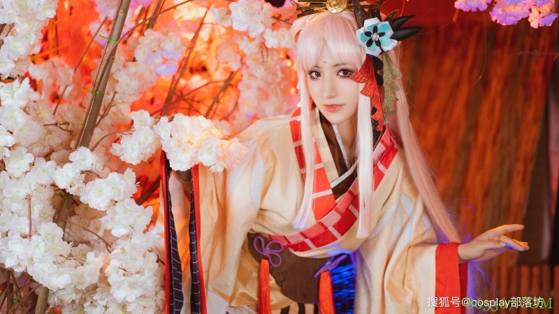 cos:阴阳师辉夜姬鹤栖竹云cos正片@冥戏