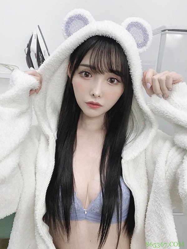 正妹女神“桥本有菜”爆乳熊熊装太诱惑,“白嫩深沟”给粉丝好大诚意!