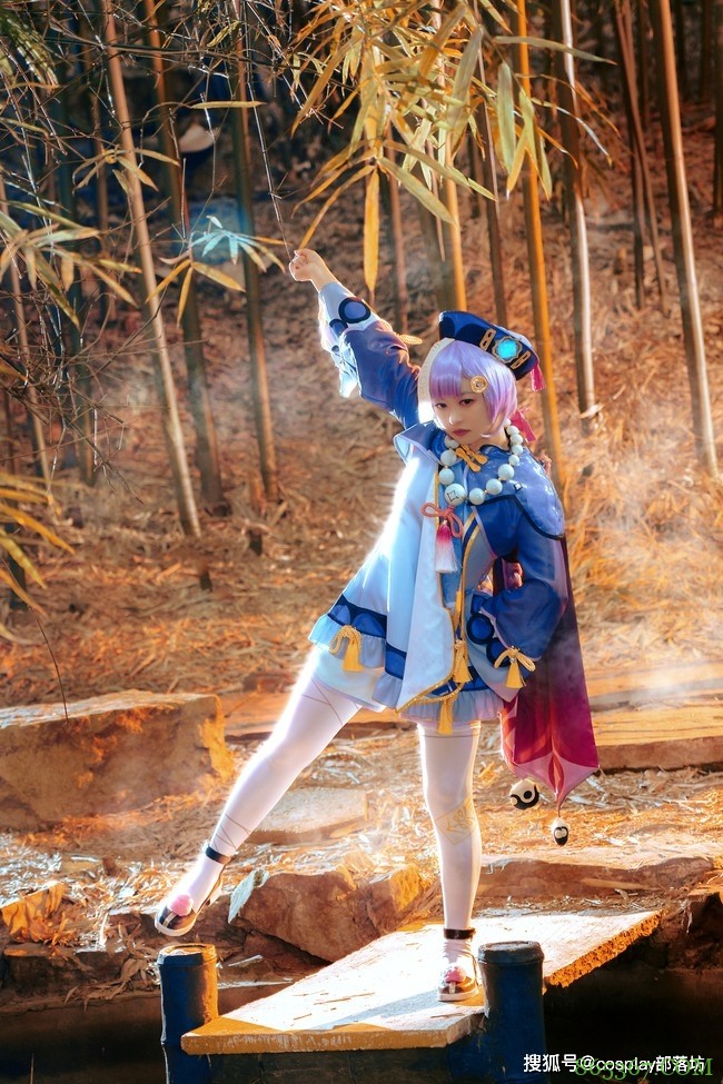 cos：原神cos可莉七七