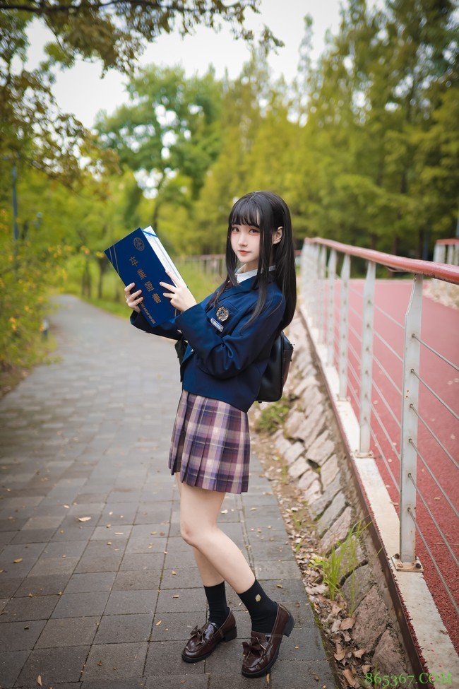 JK少女：南风薄荷