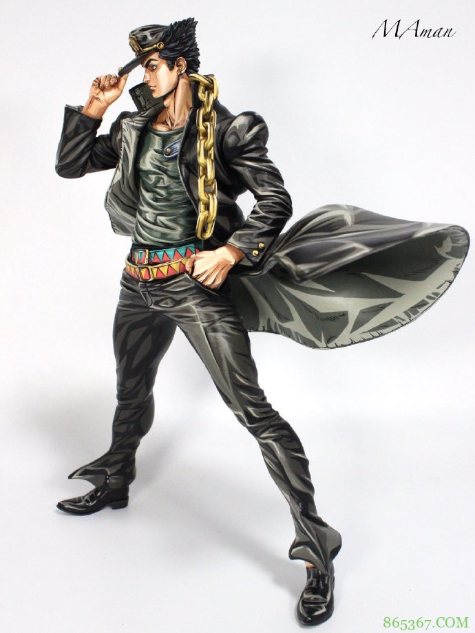 网友中奖了个JOJO手办，嫌太难看自己涂装了一遍，成品效果太惊艳