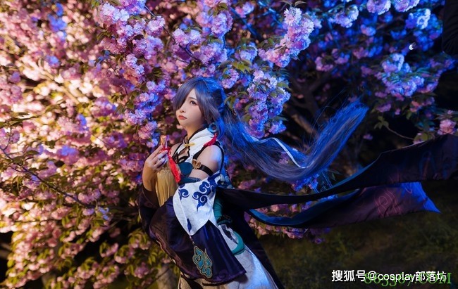 cos：崩坏3云墨丹心符华cos正片@绫Aya