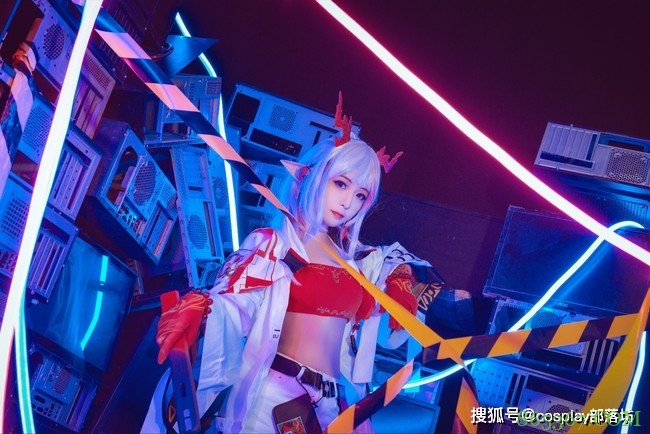 cos:明日方舟年cos正片@佐佐木玲子