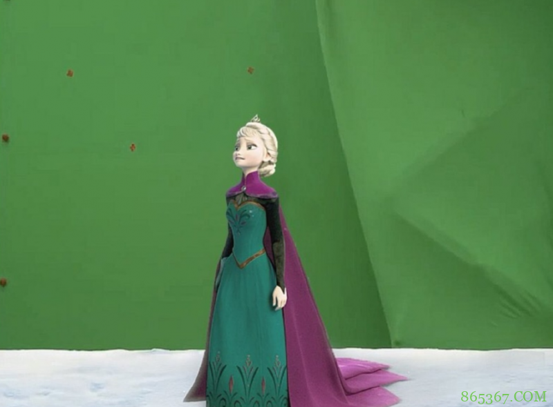 假如冰雪奇缘是特效做的，艾莎抱着假道具，姐妹俩看着摄像机