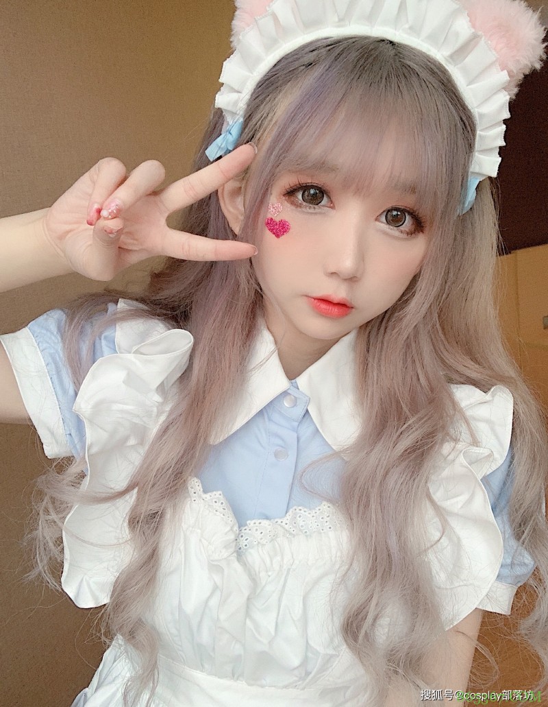 Lolita：这是谁家走丢的小猫咪