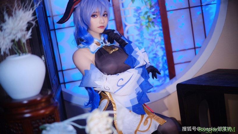 cos：原神甘雨cos正片@软软酱，饮必甘露，食必嘉禾