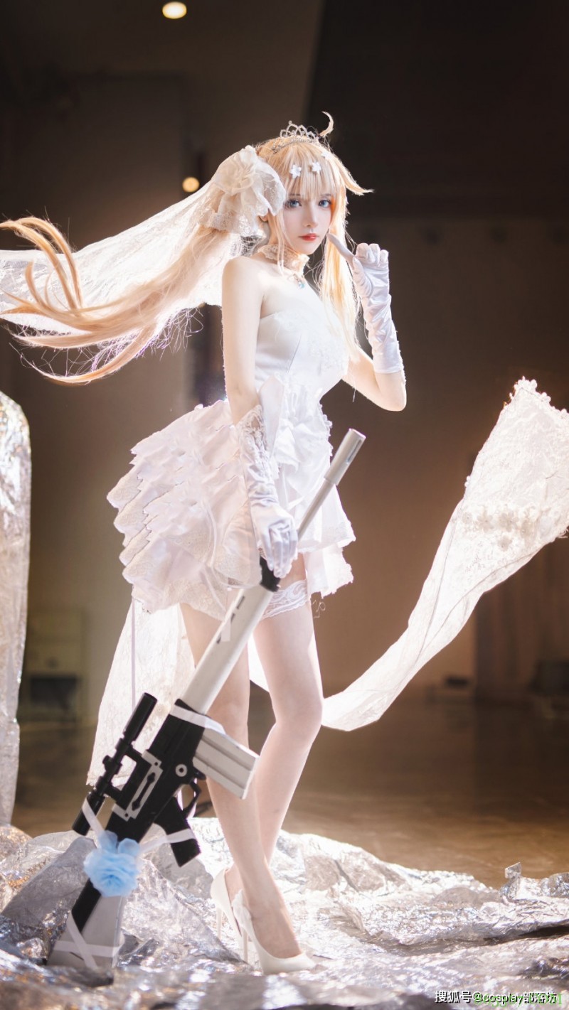 cos:少女前线FAL最重要的日子cos正片@小娜比