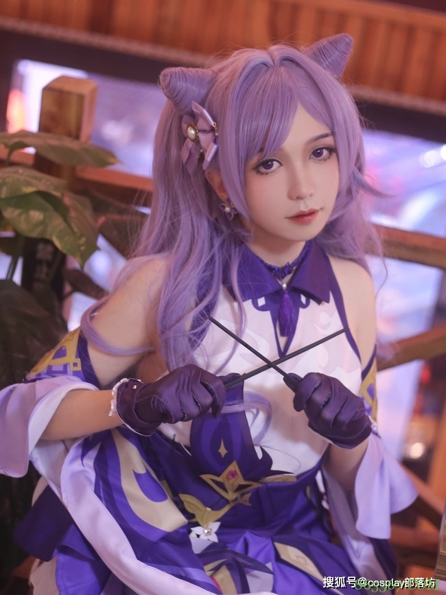 cos：原神刻晴美貌与武力并存的女神，你愿意和我一起见证嘛