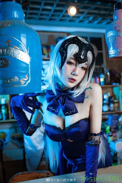 微博网红二次元coser &#8211; 一米八的大梨子10套合集【2.8G】