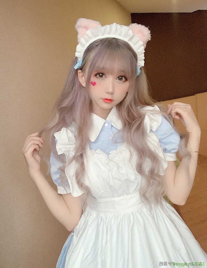 Lolita：这是谁家走丢的小猫咪