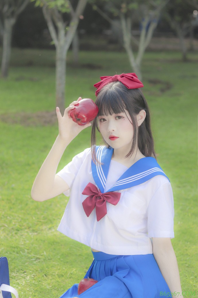 jk少女，她比苹果还甜！