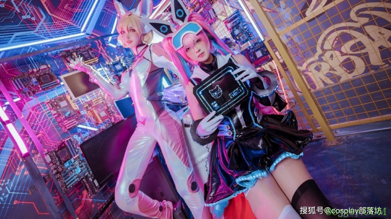 cos：王者荣耀安琪拉心灵骇客和妲己时之彼端