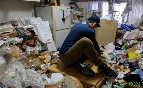 日本60岁宅男被手办砸死，还有人刷爆信用卡，手办虽好也应适度啊