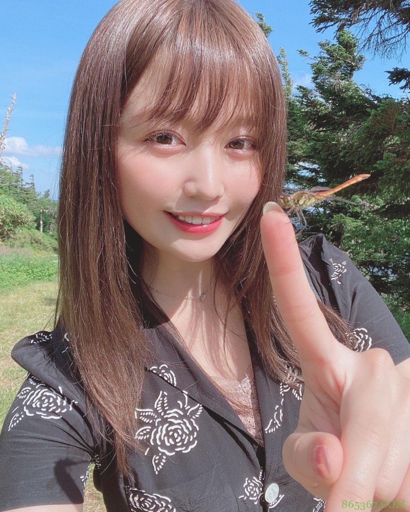 神似有村架纯!气质萌妹子「小日向ゆか」甜笑超犯规