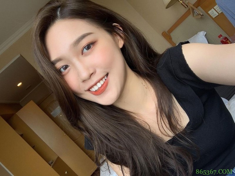 韩系正妹「苏豫萱」淡江校花超气质!阳光笑容灿烂夺目