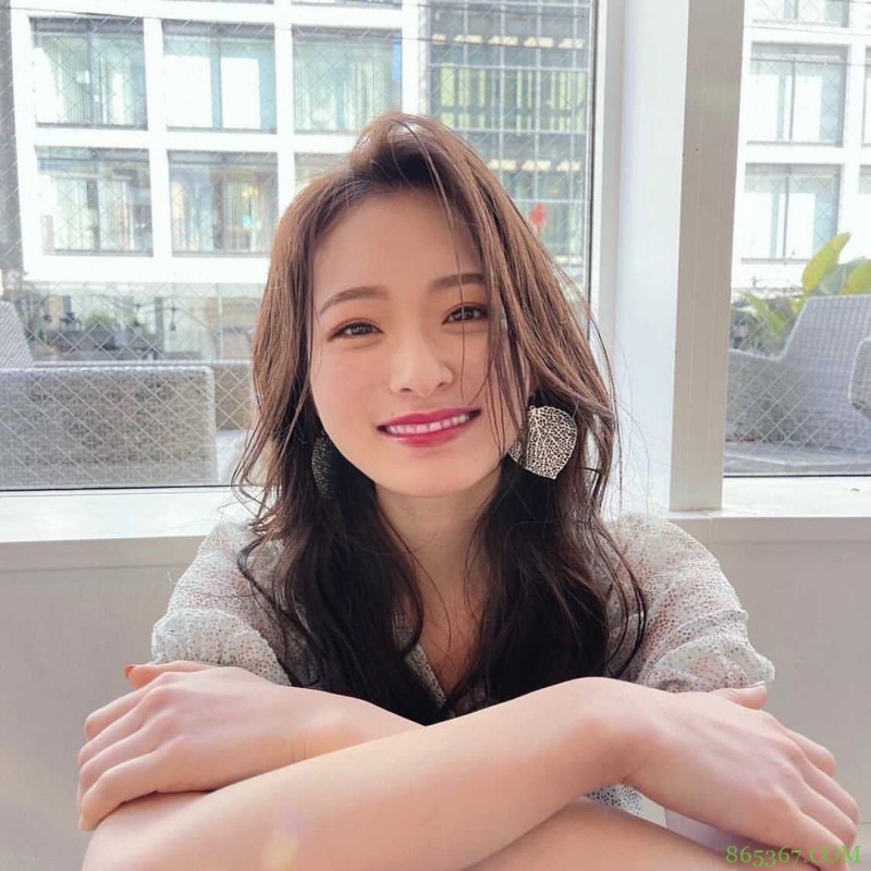 东京大学「女神级校花」正得像石原聪美!夺得「2021最美女大生」也不意外