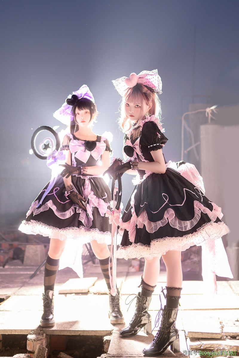 Lolita:魔女降临,你被捕了!