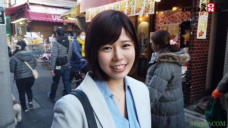 拉保险的不爱保险套!G奶妖娆的她每做必中出!