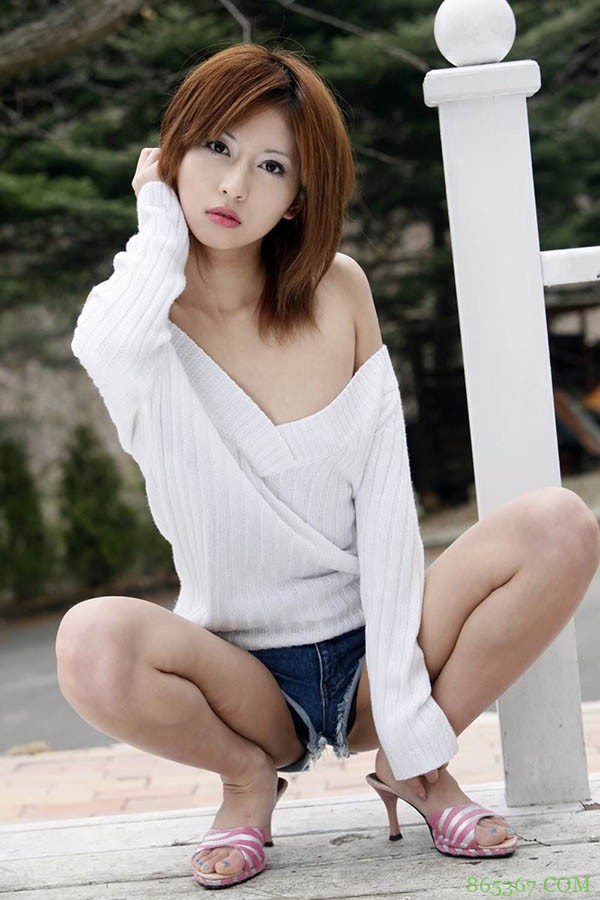 全力SEX解禁!那位上过电视、拍过写真的艺能人女优“初美ゆりか”的真面目是? … …