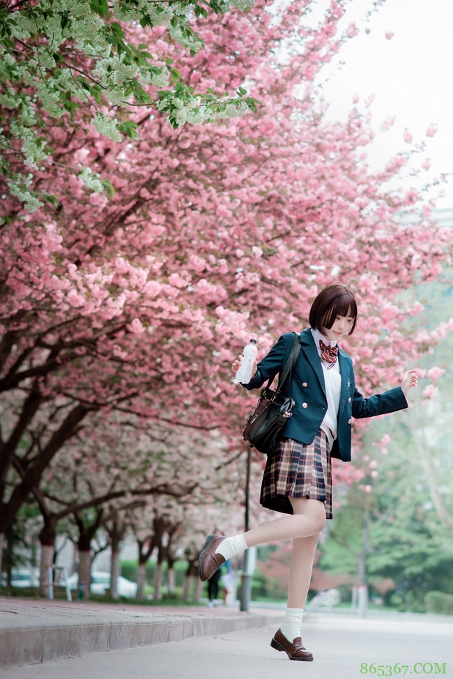 JK少女，愿所有人都被温柔相待。