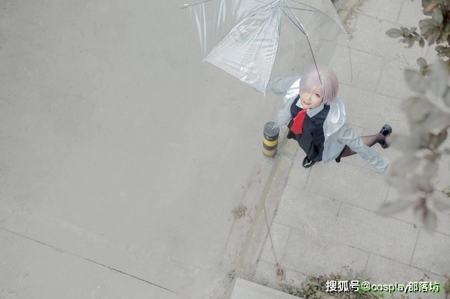 学姐玛修cos正片@秋荼不是茶，如果下雨了，我给你撑伞