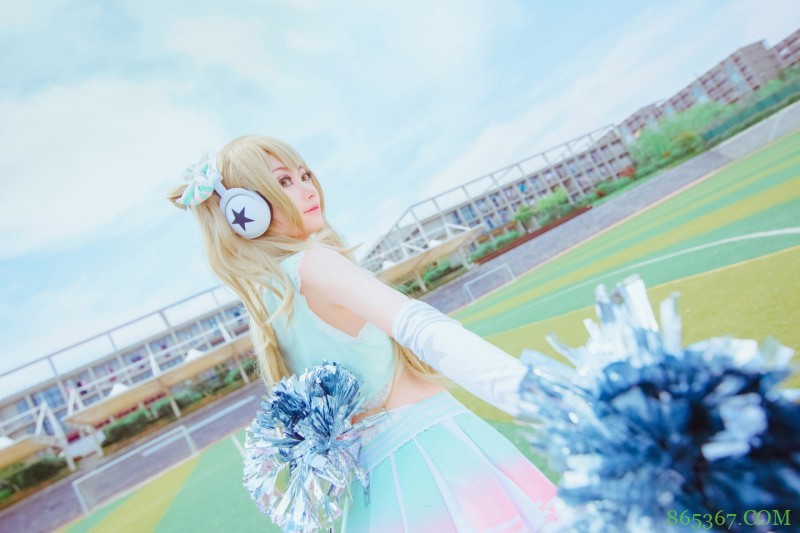 cos:南小鸟,拉拉队长觉醒。