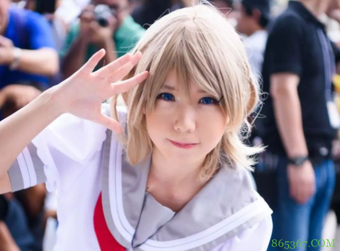 那些关于本子画师的传说:水龙敬是帅哥?女画师cos自己画的妹子