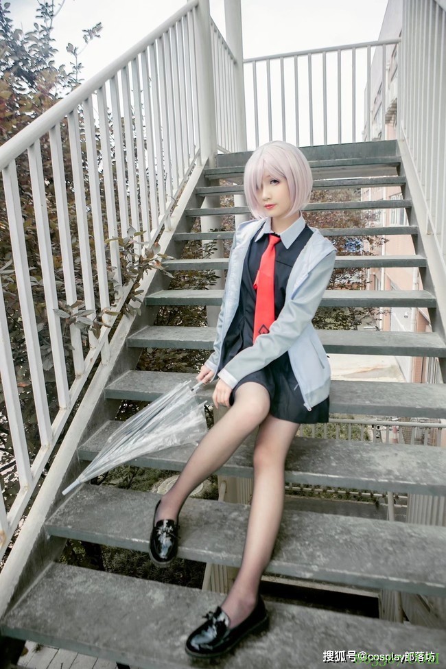 学姐玛修cos正片@秋荼不是茶，如果下雨了，我给你撑伞